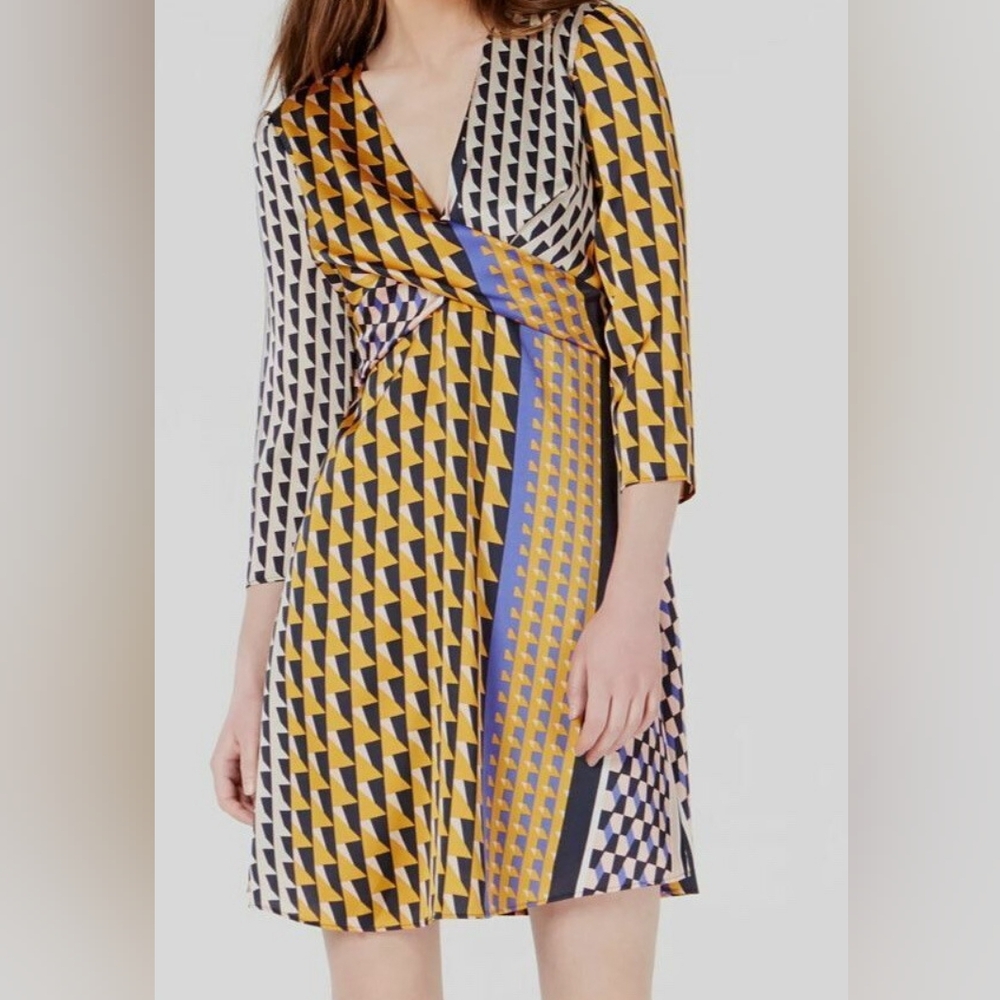 Bar lll interlock geometrical mini dress